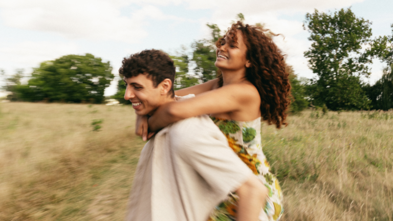 How to Build Healthy Boundaries for Stronger Relationships and Personal Growth